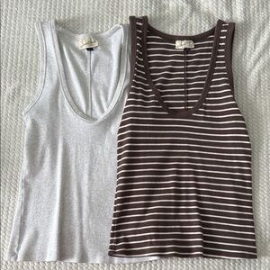 Universal Thread Gray Scoop Tank & Brown Cream-Striped Tank Set